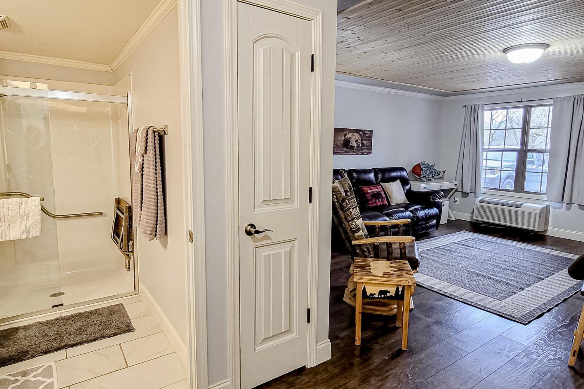 Little River Loft & Riverfront Gem Townsend Szoba fotó