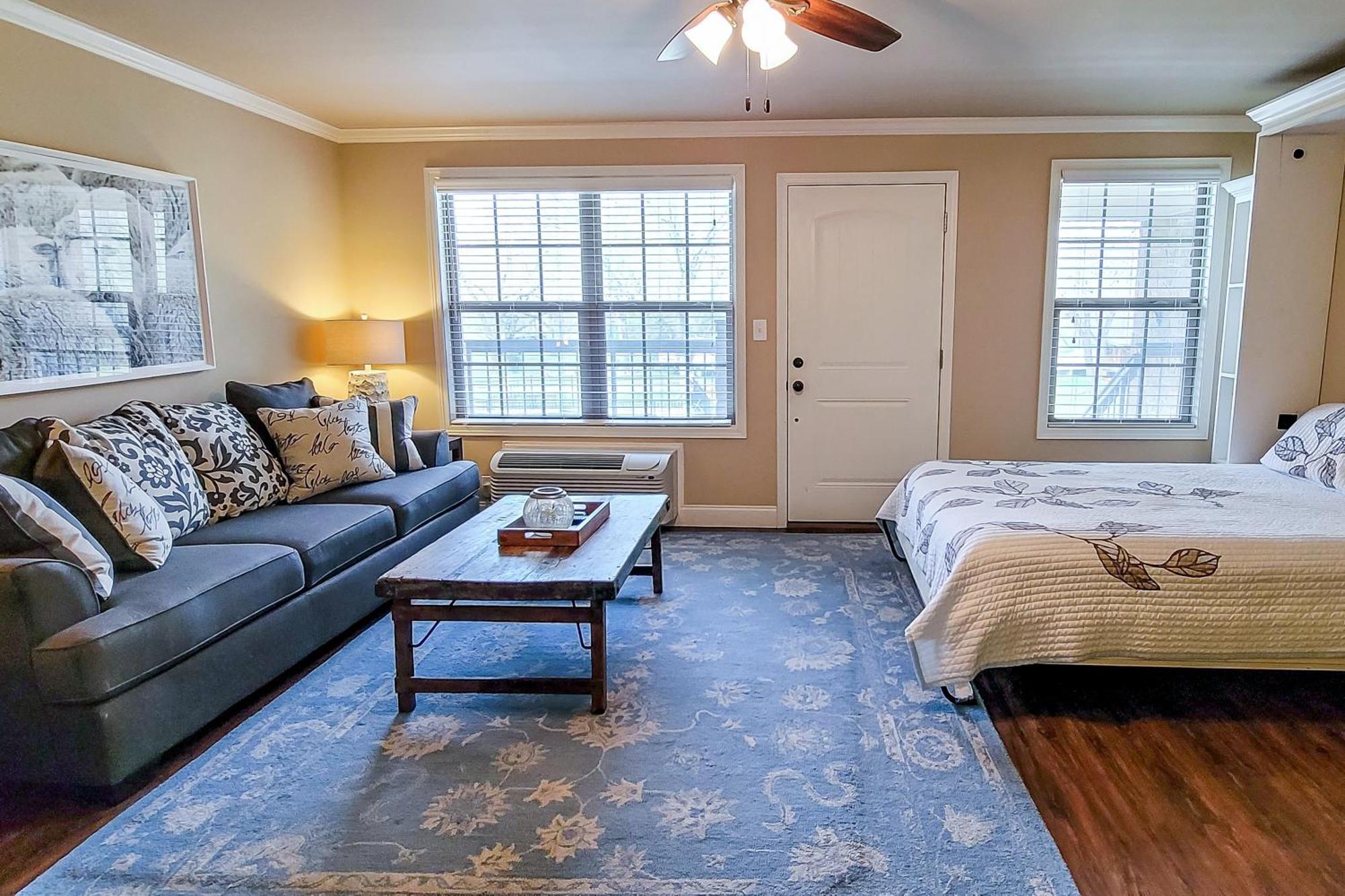 Little River Loft & Riverfront Gem Townsend Szoba fotó